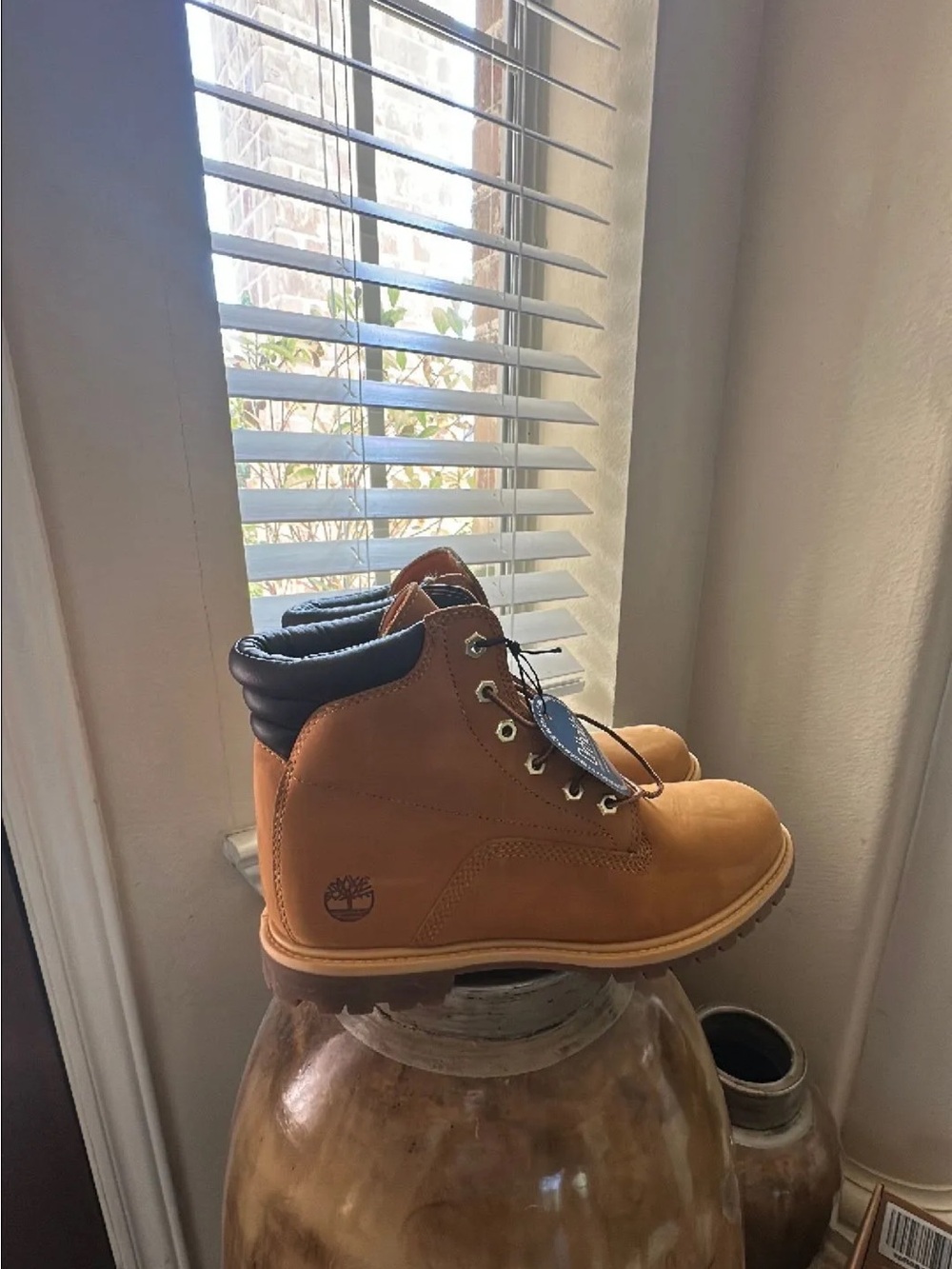 Timberland Men’s Wheat Nubuck 6-Inch Lace-Up Work Boots with Black Collar